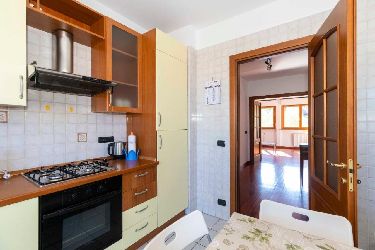 Ferienwohnung Cozy&Spacious Apt 2 Min Walk From The Tram Stop! Turin Exterior foto